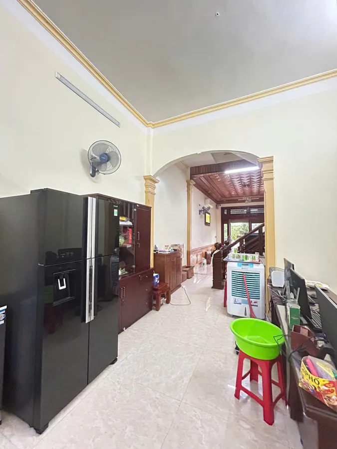 Bán nhà 3 tầng đẹp phố Lê Văn Hưu Thanh Hoá