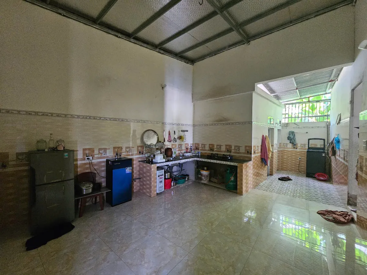 Nhà mái thái 2 tầng, ngay đại lộ ven biển Quảng Hải - Chỉ 1,295tr