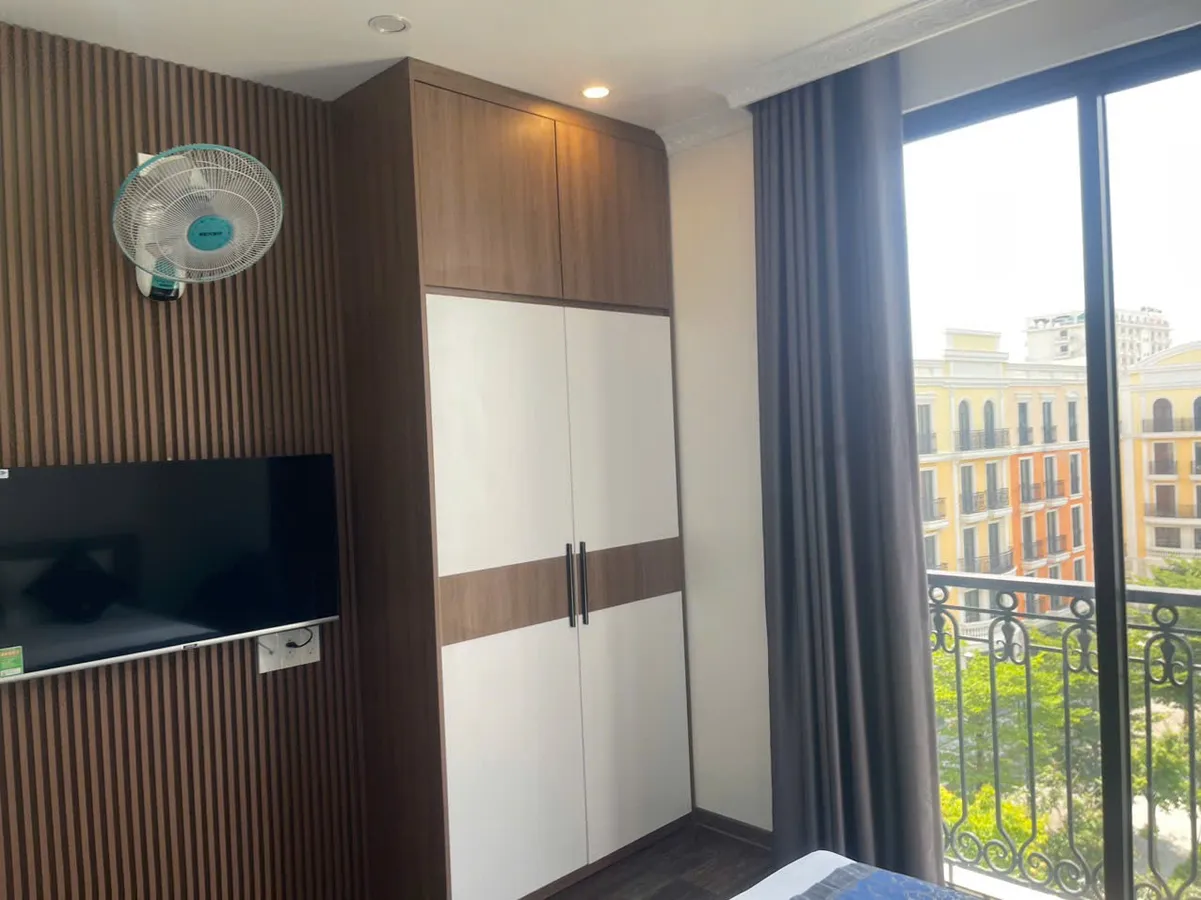 Bán khách sạn 5 tầng, mặt tiền 7,5m đường Nguyễn Du Sầm Sơn