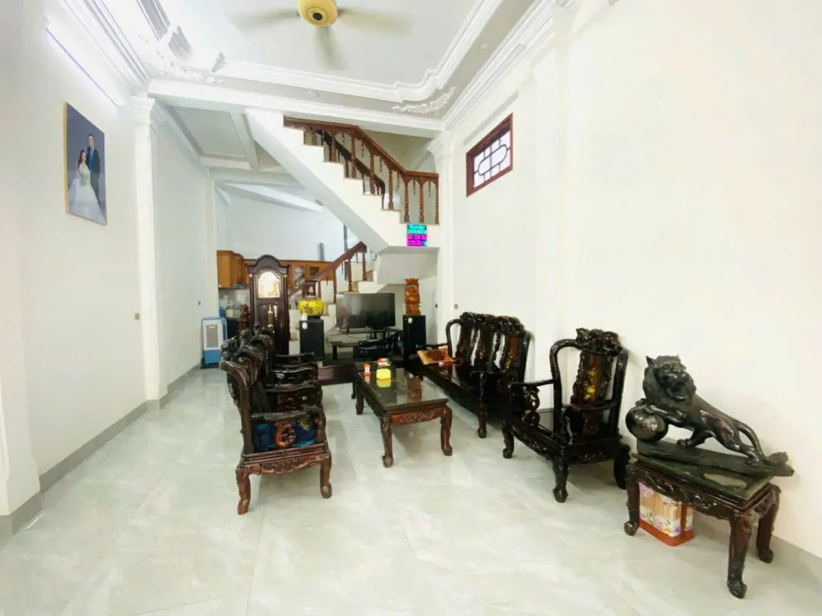 Bán nhà mặt phố 3 tầng- 2 mặt tiền TP Thanh Hoá