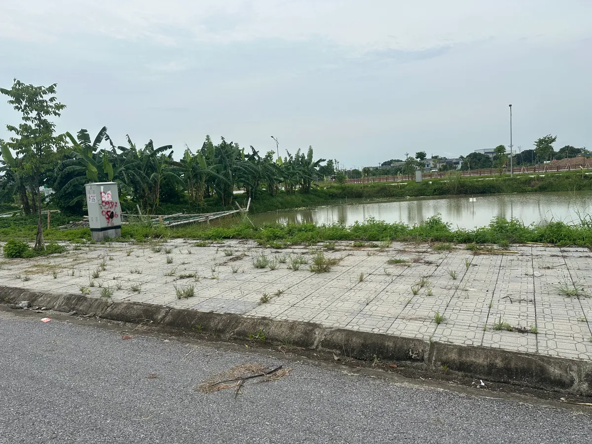 Đất trục đại lộ đông tây 39m kéo dài ở Đông Tiến - chỉ 3,3 tỷ