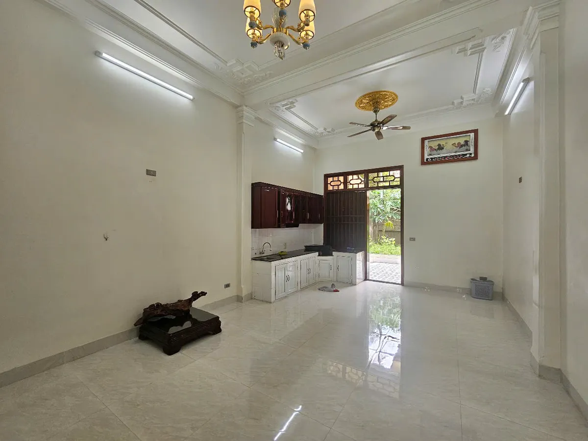 Nhà 3 tầng mặt đường 40m - Nguyễn Đình Thuần/Thanh Hoá