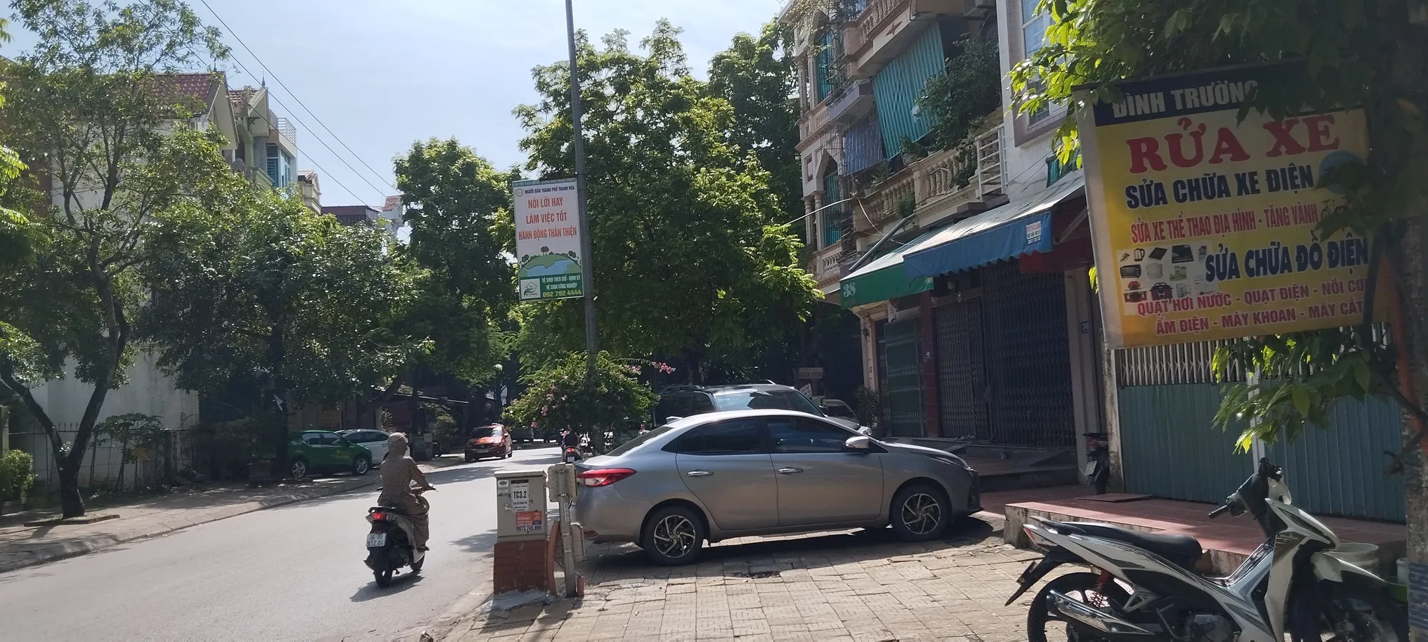 Nhà cấp 4 mà mặt tiền gần 8m, đường đội cung thì quá oke