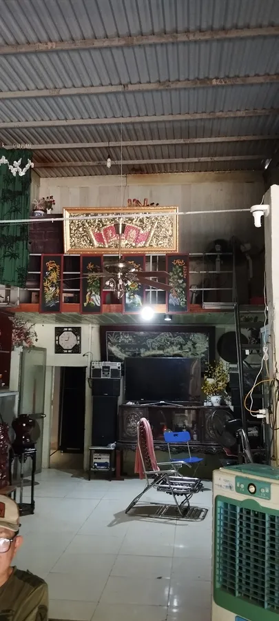 Nhà cấp 4 mà mặt tiền gần 8m, đường đội cung thì quá oke