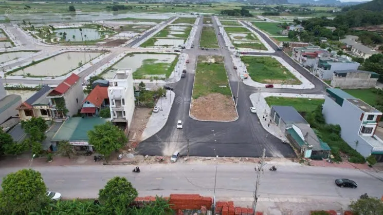 Đất mặt bằng 858 Đông Minh, mặt tiền 10m - lô biệt thự