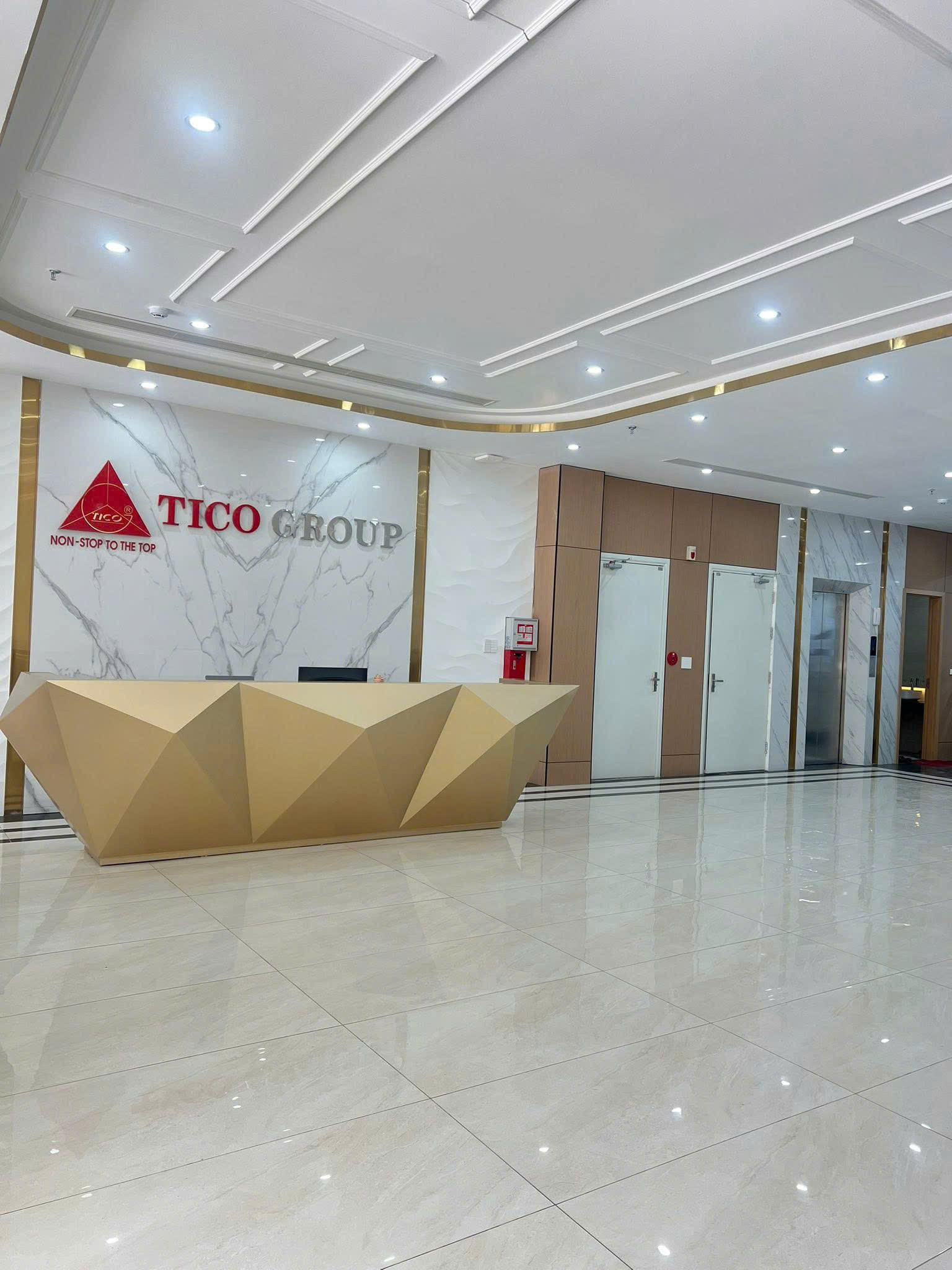 Cho thuê mặt bằng cạnh vincom