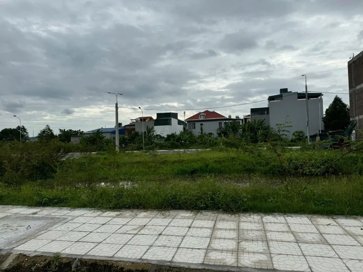 Một lô duy nhất view biệt thự: MB520 Đồng Nhưng, Đông Tiến