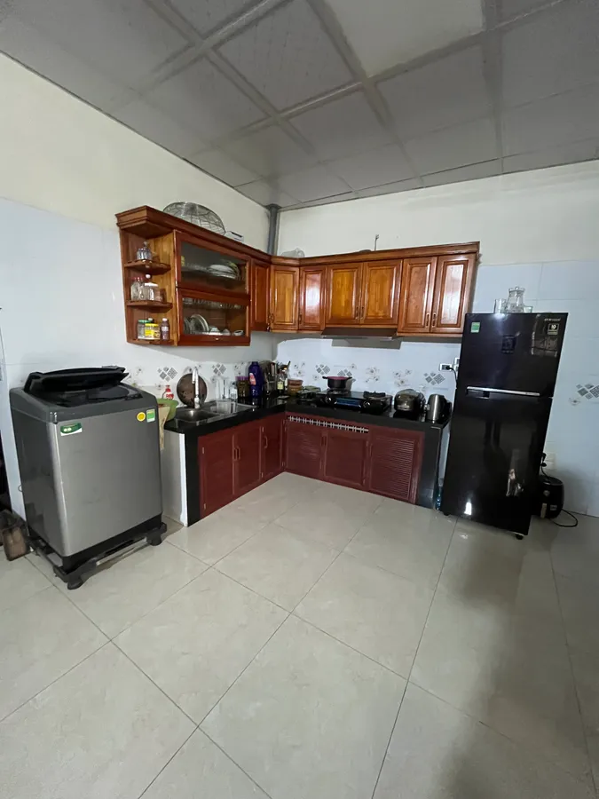 Nhà 3 Mặt Tiền Nguyễn Chí Thanh - Giá Tốt, Vị Trí Đẹp