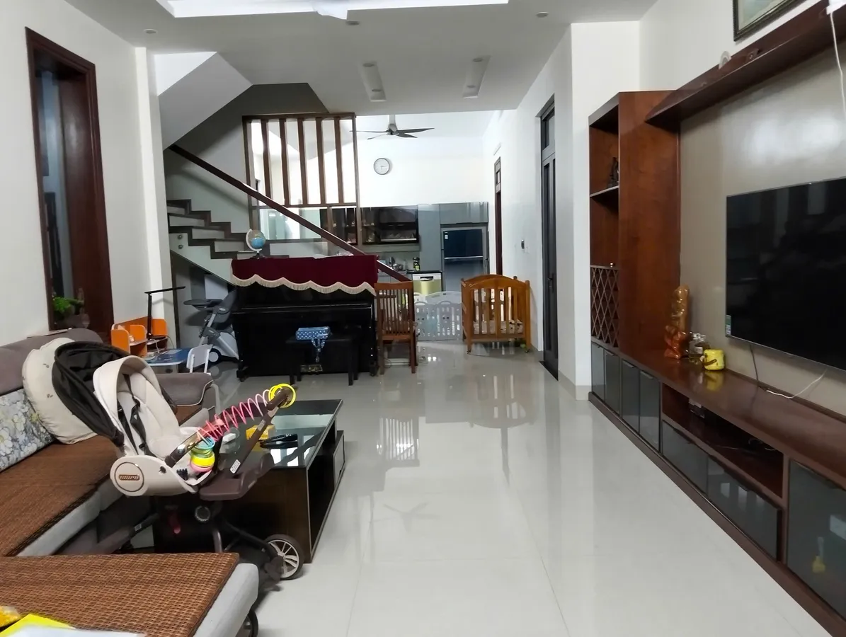 Biệt Thự An Hưng 195m2, chiều hoàng hôn ngắm tàu rời bến