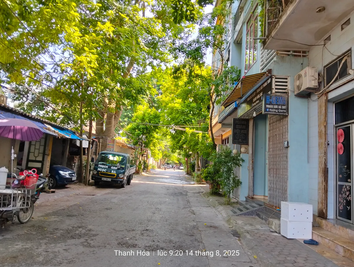 Bán nhà 2 tầng Trường Thi (Hạc Thành) Thanh Hóa gần Quảng Trường Lam Sơn giá 1,55 tỷ