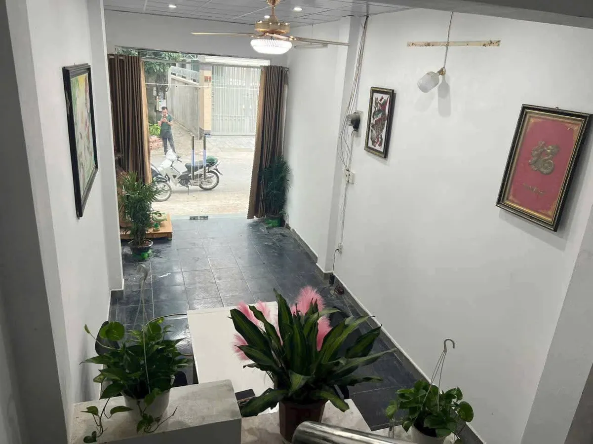 Bán nhà 2 tầng Trường Thi (Hạc Thành) Thanh Hóa gần Quảng Trường Lam Sơn giá 1,55 tỷ