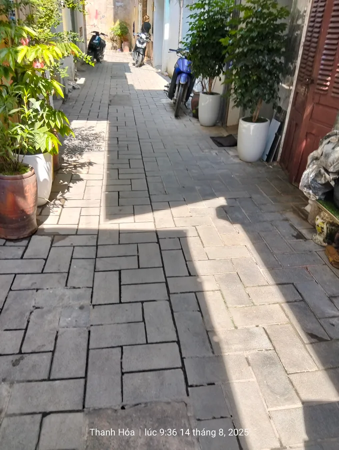 Bán nhà 2 tầng Trường Thi (Hạc Thành) Thanh Hóa gần Quảng Trường Lam Sơn giá 1,55 tỷ