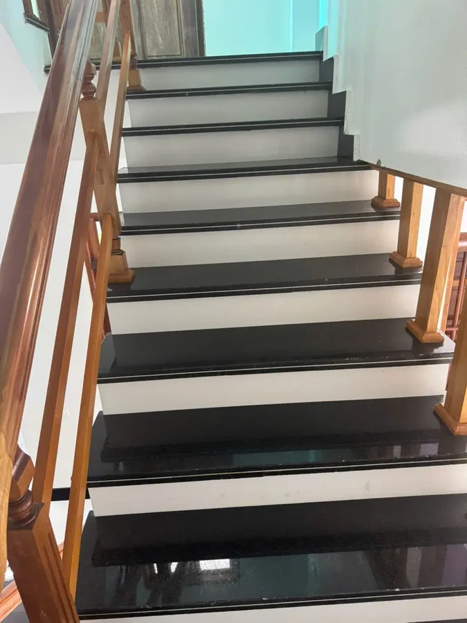 Bán nhà 2 tầng mặt phố phường Quảng Thọ Sầm Sơn - diện tích 110m², mặt tiền 6m