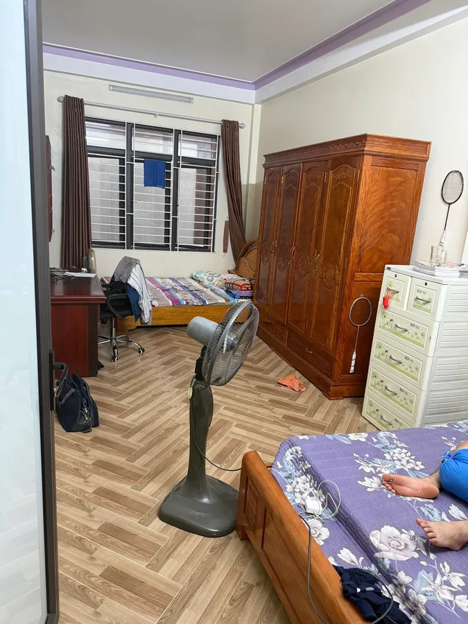 Nhà 3 tầng mặt đường Bà Triệu, mt 5m, đường 3 xe tăng, chỉ 12,2 tỷ