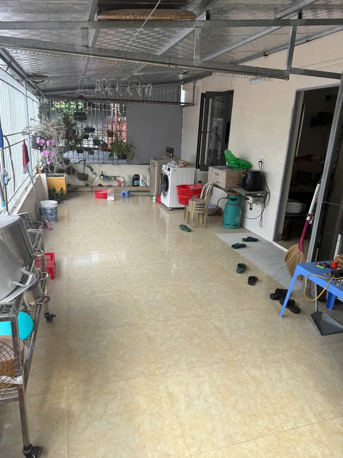 Nhà 3 tầng mặt đường Bà Triệu, mt 5m, đường 3 xe tăng, chỉ 12,2 tỷ