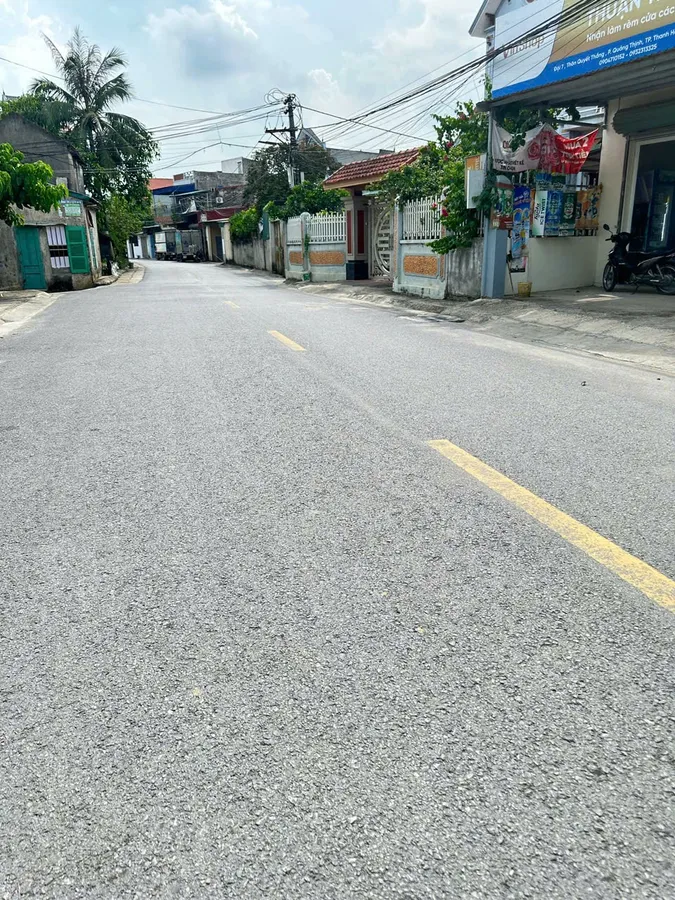 Bán đất 200m² Quyết Thắng - Quảng Thịnh Thanh Hóa, mặt tiền 11m, giá 1,85 tỷ