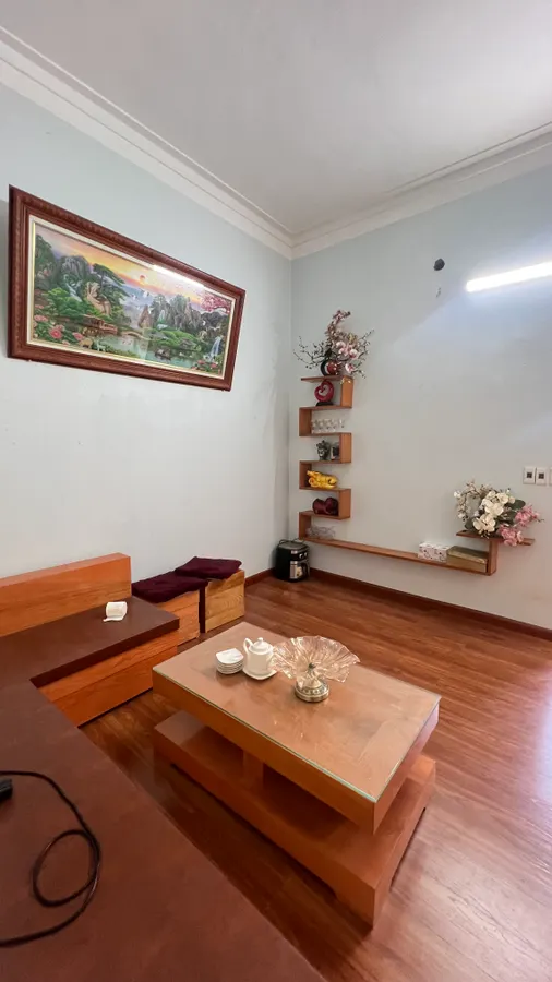 Bán nhà 3 tầng - 3 mặt tiền Trần Bình Trọng P. Đông Sơn - Trung tâm TP Thanh Hoá