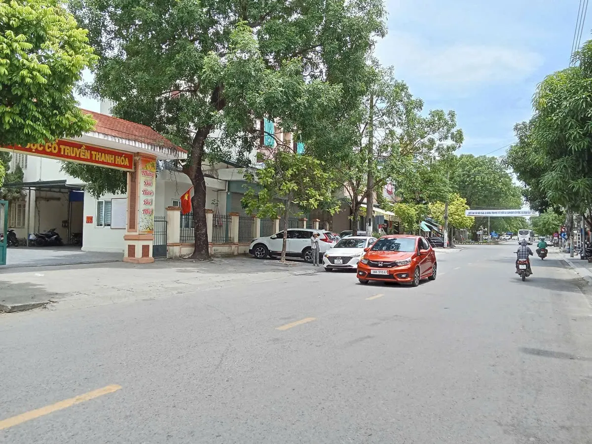 Bán nhà 5 tầng mặt tiền kinh doanh phường trường thi - trung tâm tp thanh hoá