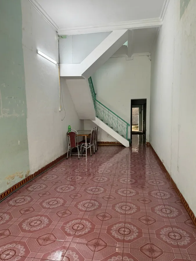 Bán Nhà 1,5 Tầng Đẳng Cấp, 2 Mặt Tiền lớn Nguyễn Trãi