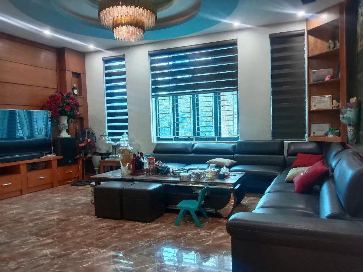 Chuyển Nhượng Nhà 4 Tầng Mặt Tiền 6.8m Gần Nhà Máy Bia