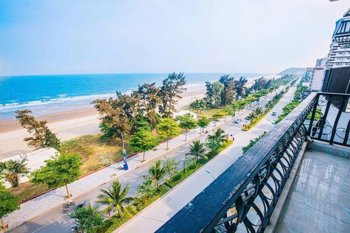 Khách sạn 9 tầng 2 tòa mặt biển hồ xuân hương - trung tâm bãi c sầm sơn