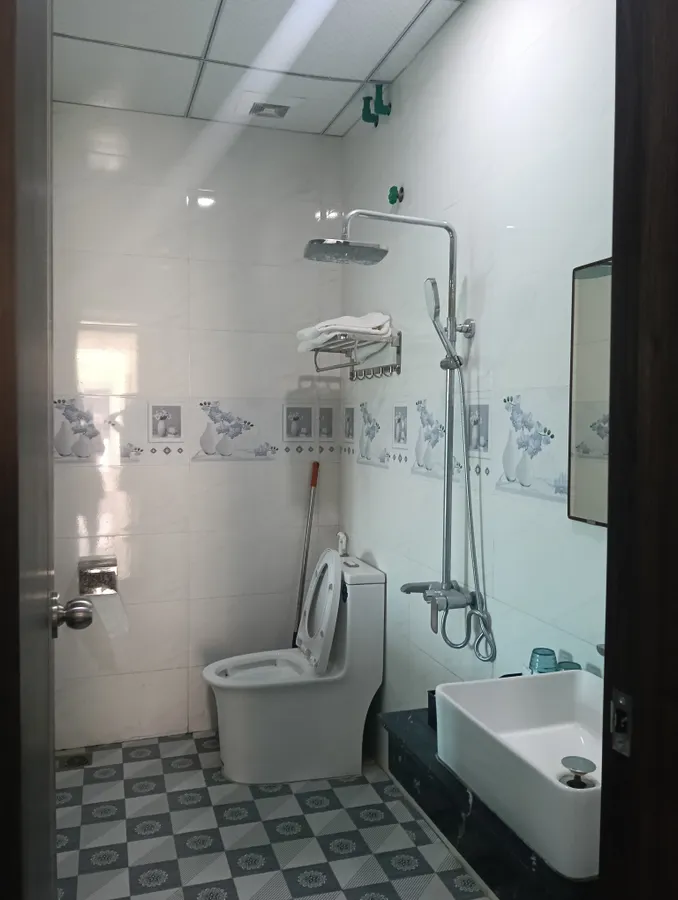 Bán khách sạn 21 phòng tại biển Hải Tiến, Thanh Hóa, diện tích 537m²