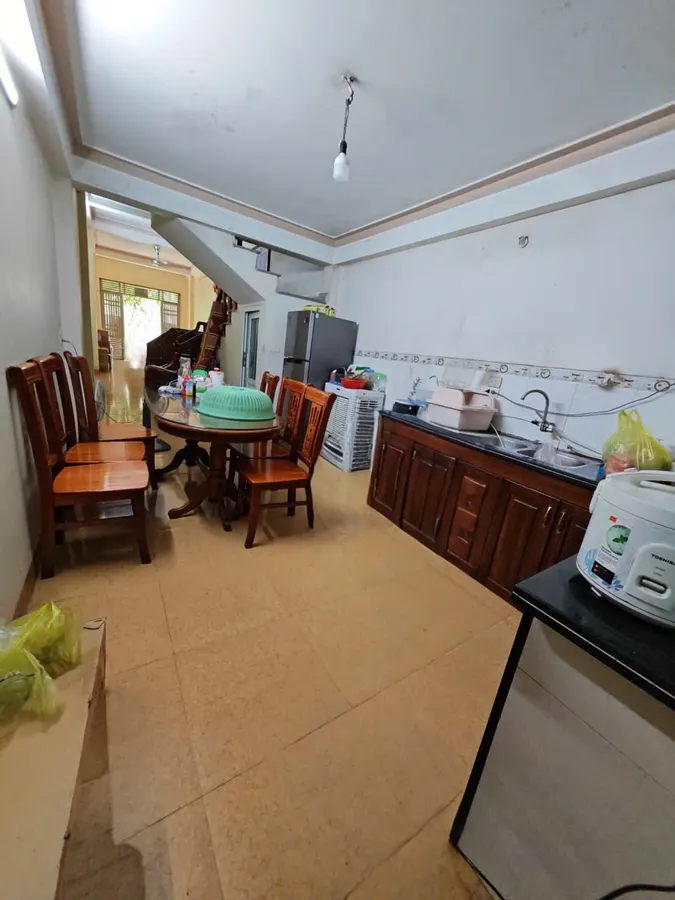 Bán nhà 4 tầng 2 mặt tiền - trục chính kinh doanh phường hạc thành (phú sơn cũ), tp thanh hoá