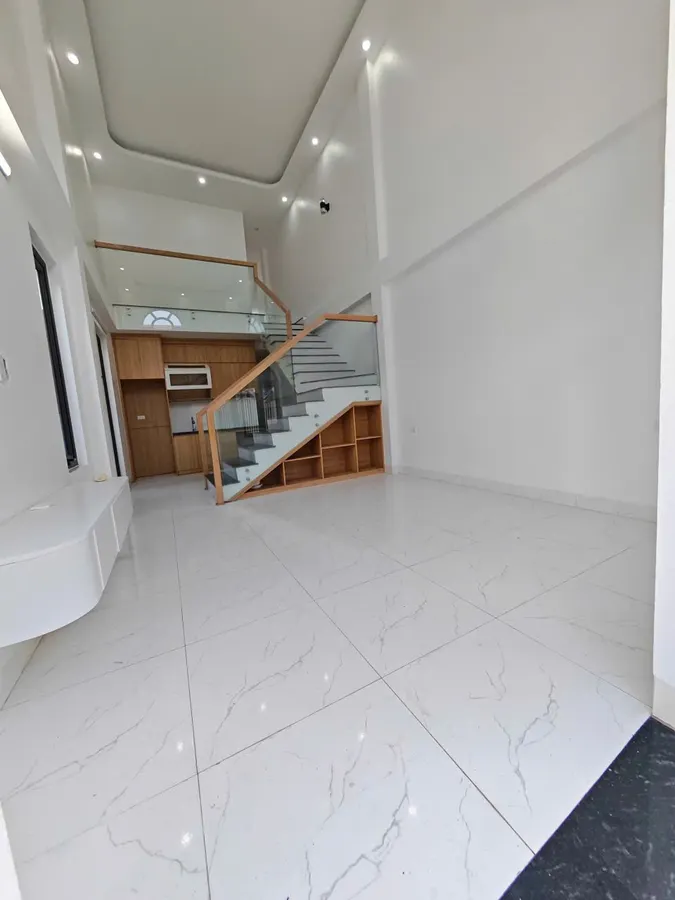 Bán nhà 1,5 tầng trung tâm phường đông hương - S=60m2, thiết kế hiện đại, giá chỉ hơn 2 tỷ