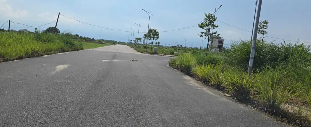 Bán đất 104m2 mặt tiền 5m tại đại đô thị đông sơn - mb258 lk3:10