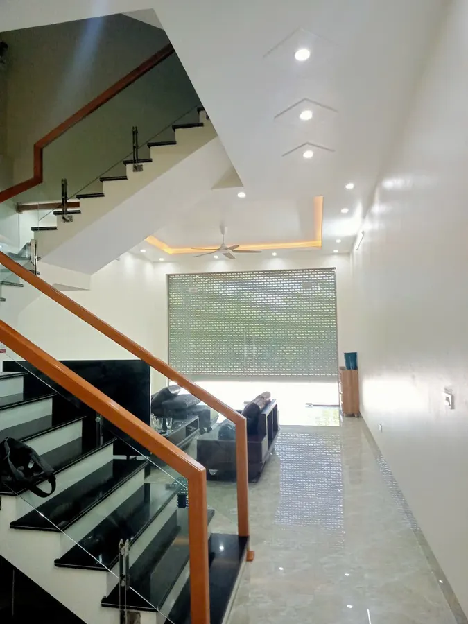 Bán nhà 3 tầng Nam Ngạn - diện tích 70m², mặt tiền 5m, giá chỉ 4,7 tỷ