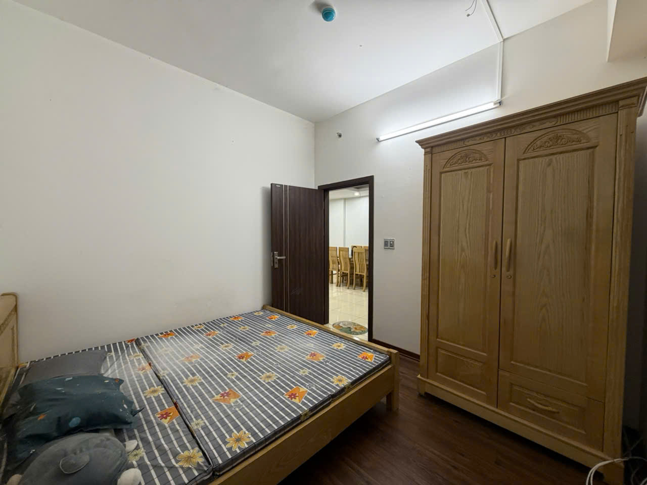 Bán căn chung cư Ruby 2 phòng ngủ 61m2 tầng 20 thoáng mát quanh năm