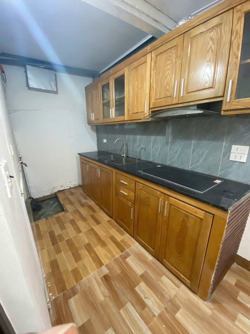 Nhà ngõ Phú Vinh phường Phú Sơn 42,6m2 giá chỉ 1,5 tỷ rẻ hơn căn chung cư