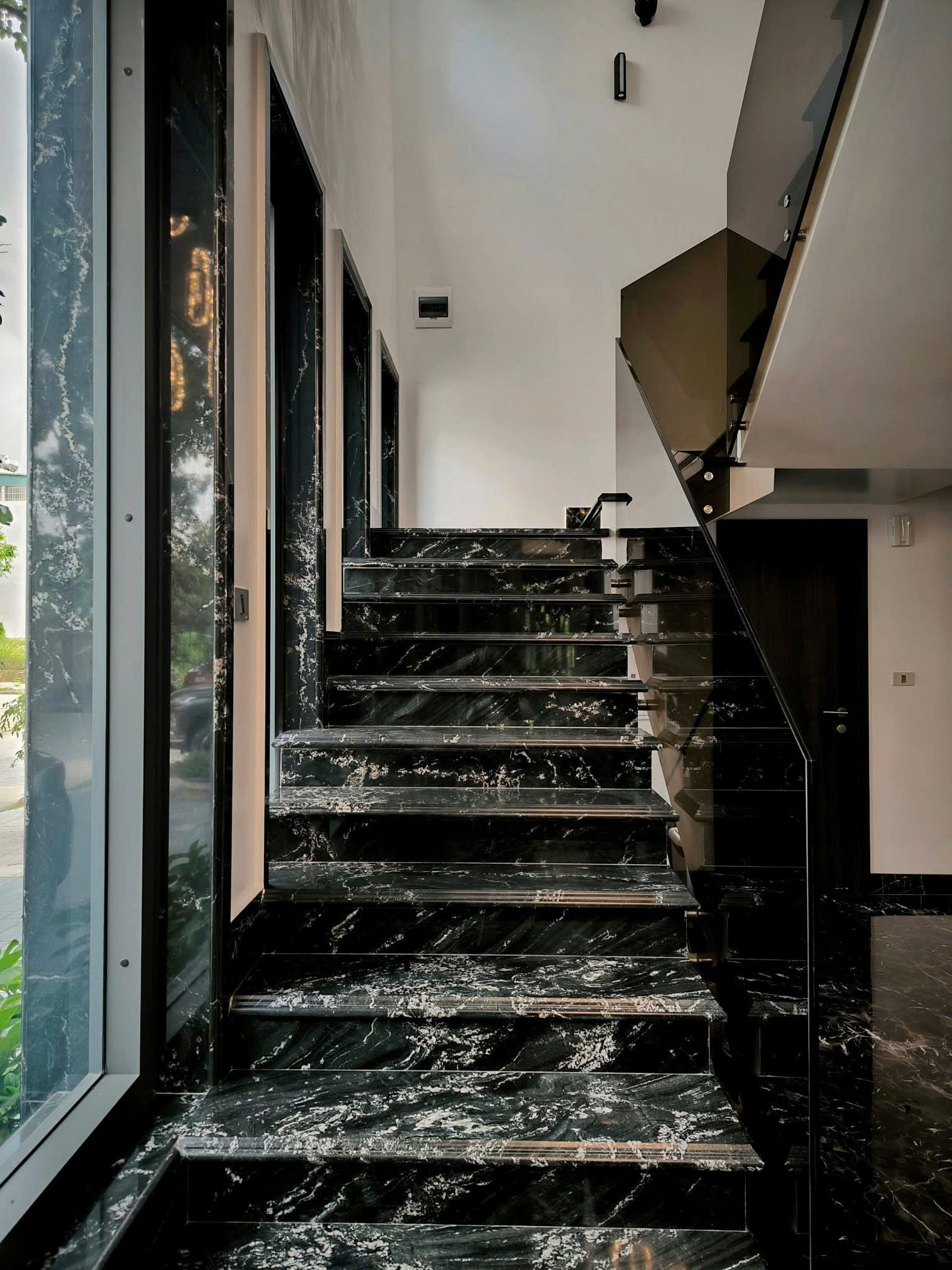 Bán lô góc siêu đẹp trên đường Nguyễn Công Trứ - Hạc Thành - Thanh Hóa giá nhỉnh 14 tỷ - Diện tích sd 108.3 m2