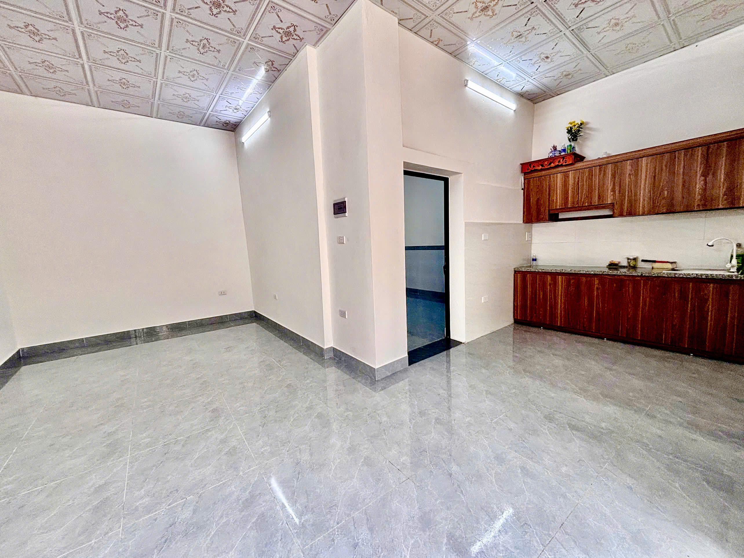 Nhà 2 phòng ngủ Thành Thái - Hàm Rồng | 67m², mặt tiền 6.5m, đường 10m, giá 2,8 tỷ