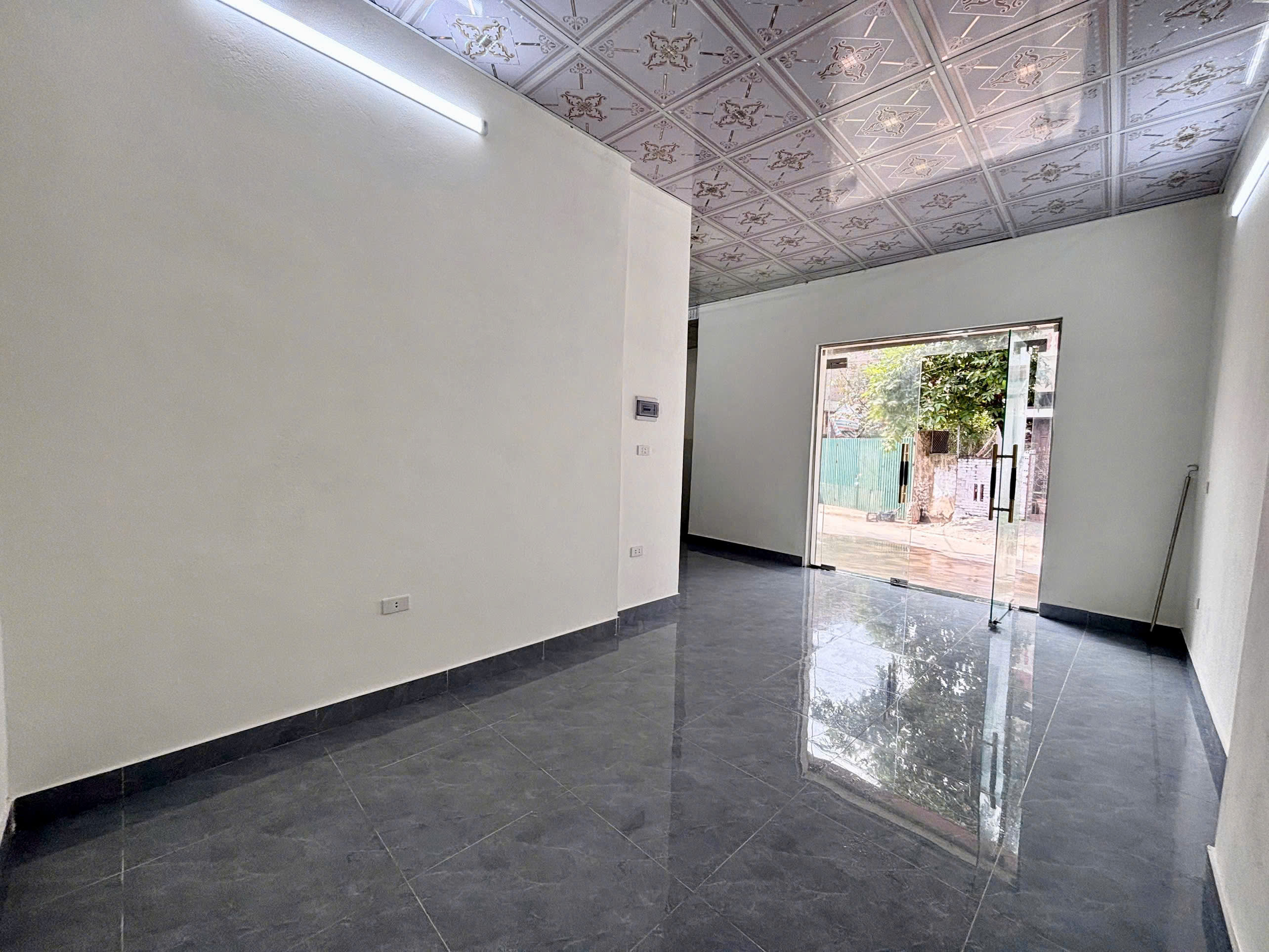 Nhà 2 phòng ngủ Thành Thái - Hàm Rồng | 67m², mặt tiền 6.5m, đường 10m, giá 2,8 tỷ