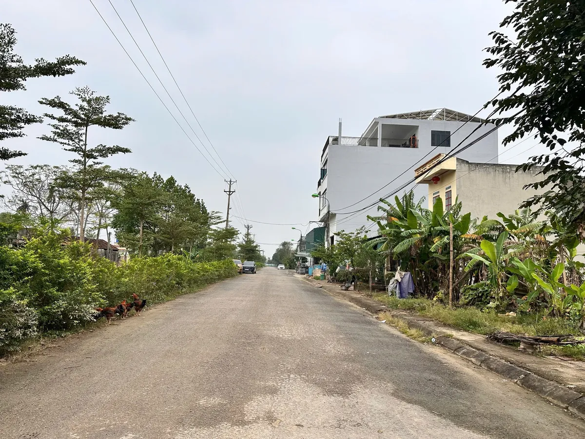 Nhà 3 tầng 100m² (5x20) trung tâm phường Nguyệt Viên, sát EuroWindow Light City, đường rộng 7,75m