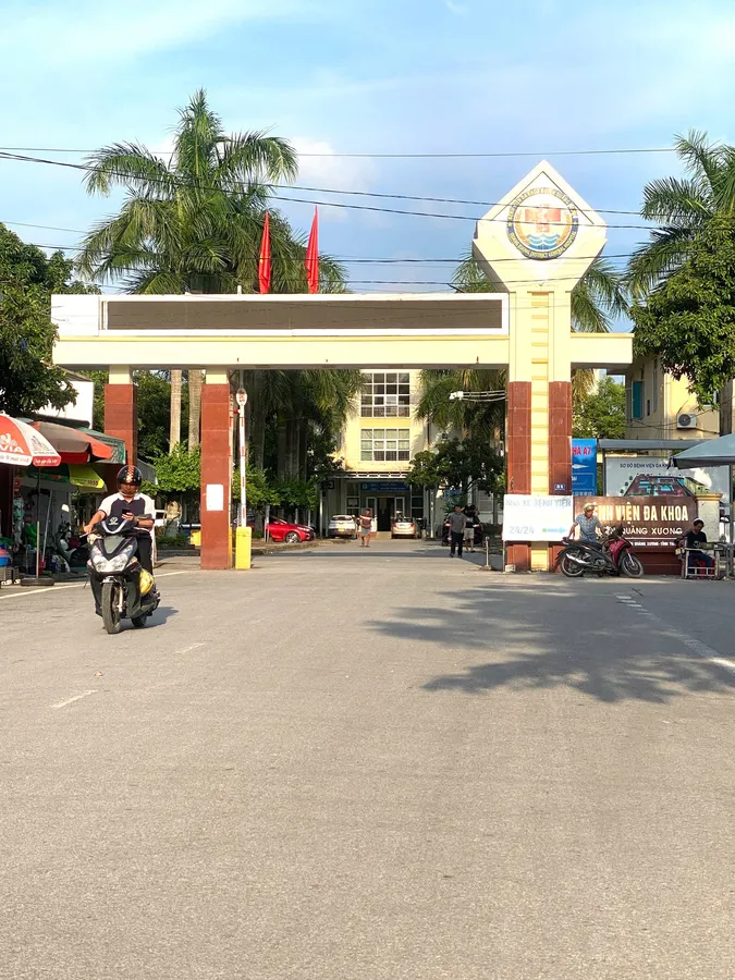 Bán lô đất full thổ cư Quảng Xương, 710m², mặt tiền 23m, sát bệnh viện Đa Khoa, giá 3,05 tỷ