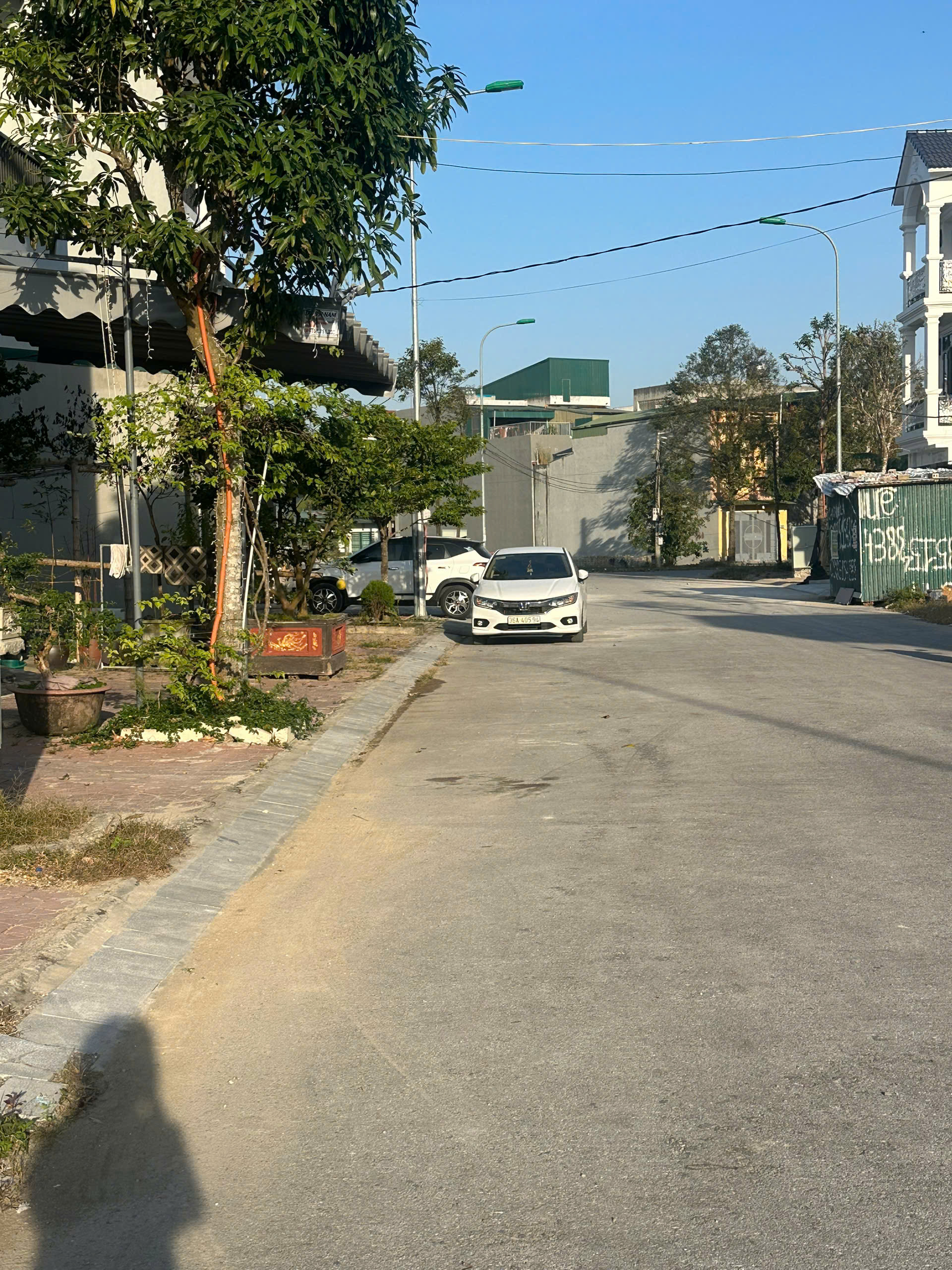 Bán lô đất mb30 Aone mall Quảng Thành 75m2, mt 5m, đường 3 ô tô tránh