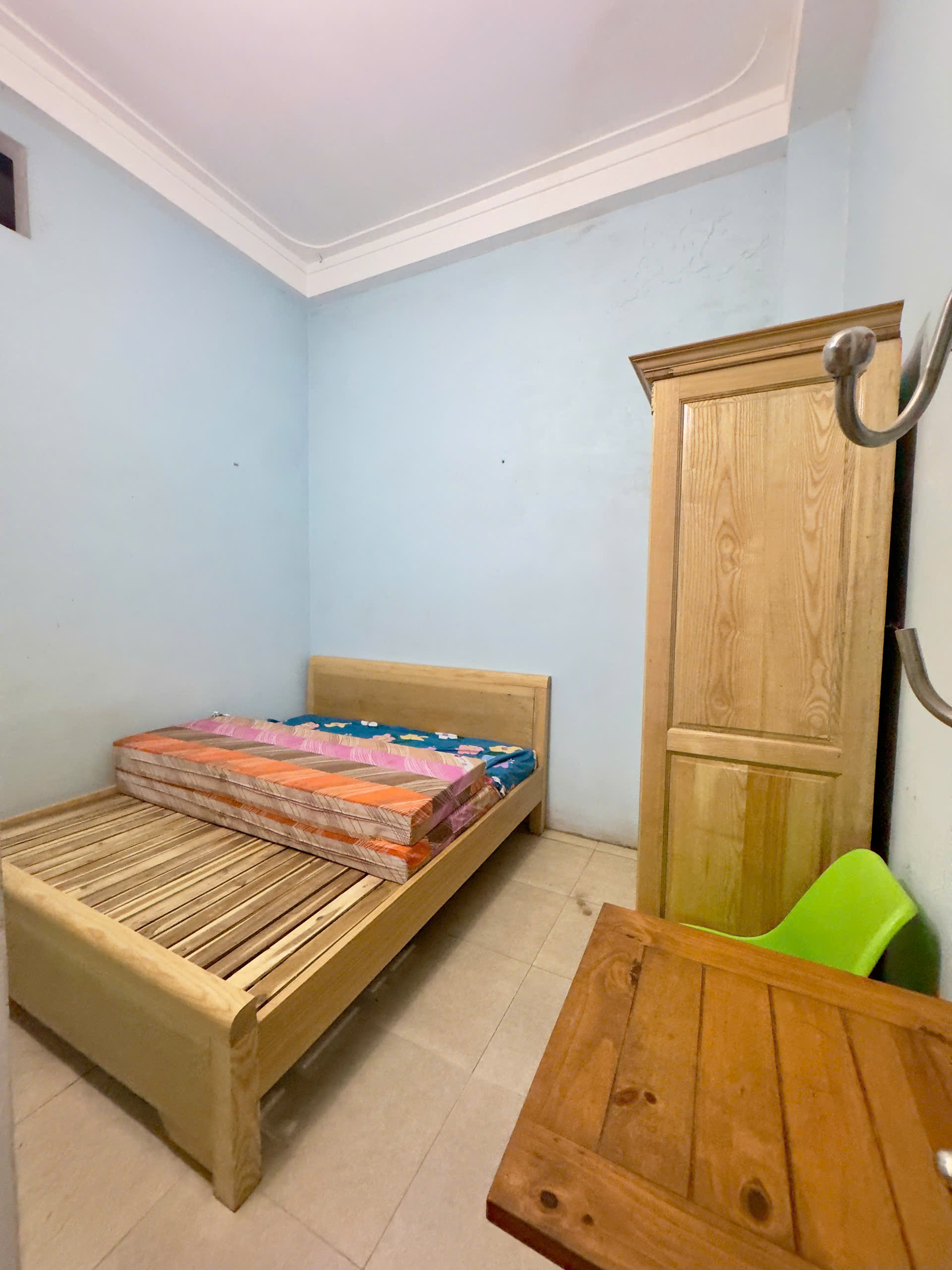 Bán nhà 2,5 tầng gần chợ Cầu Sâng 58m2, mt 5,1m, đường 8m kinh doanh tốt