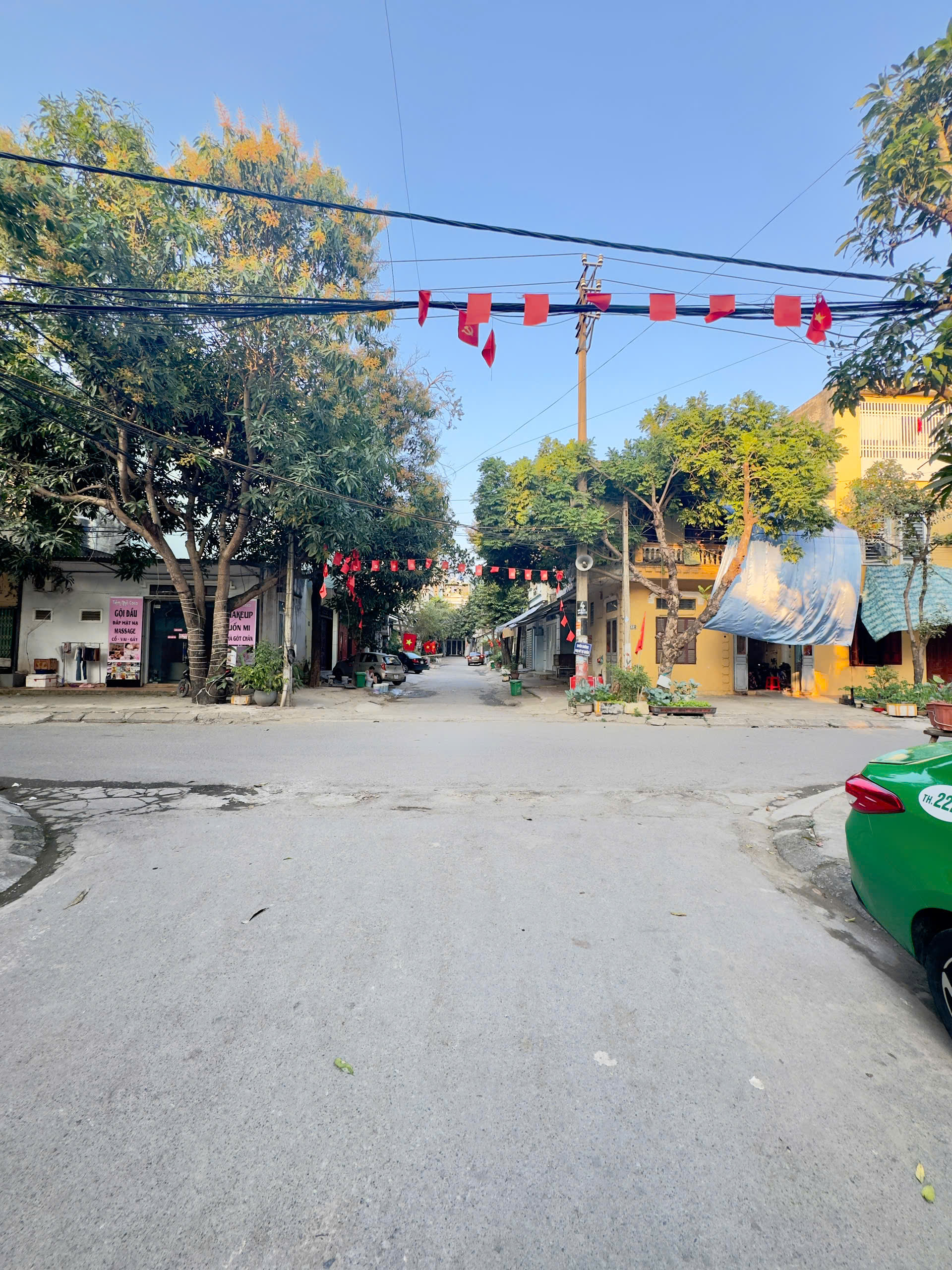 Bán nhà 2,5 tầng gần chợ Cầu Sâng 58m2, mt 5,1m, đường 8m kinh doanh tốt