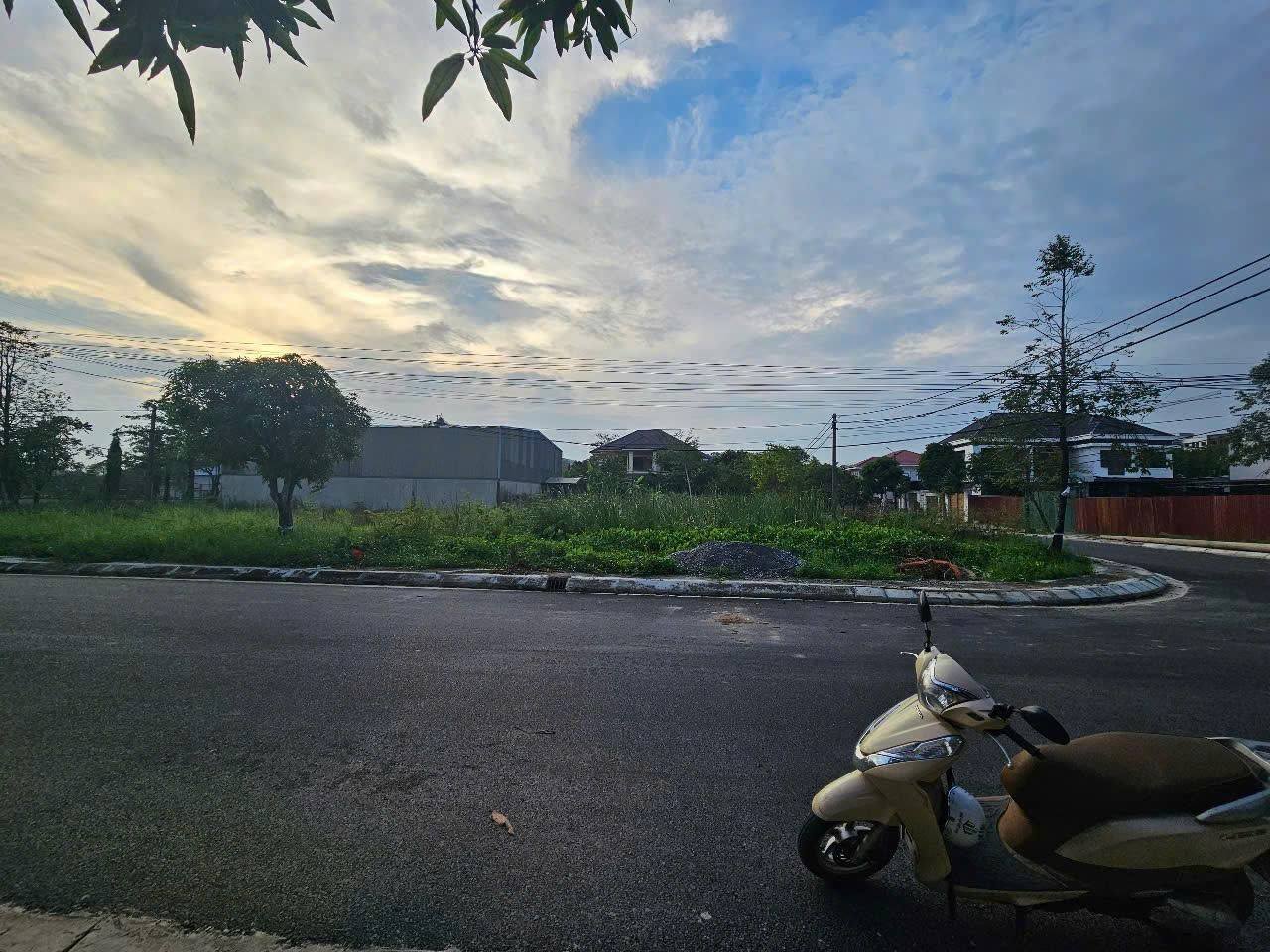 Bán đất biệt thự 2 mặt tiền mbqh65 Hoàng Long - 278m², ngay chung cư Hoàng Long, Thanh Hóa