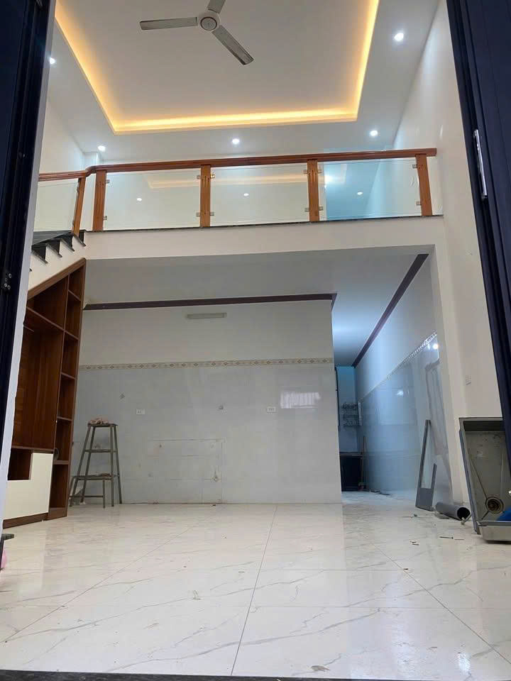 Bán nhà đẹp vị trí vàng Phú Sơn tp Thanh Hóa - cách Nguyễn Trãi 70m, tặng nội thất