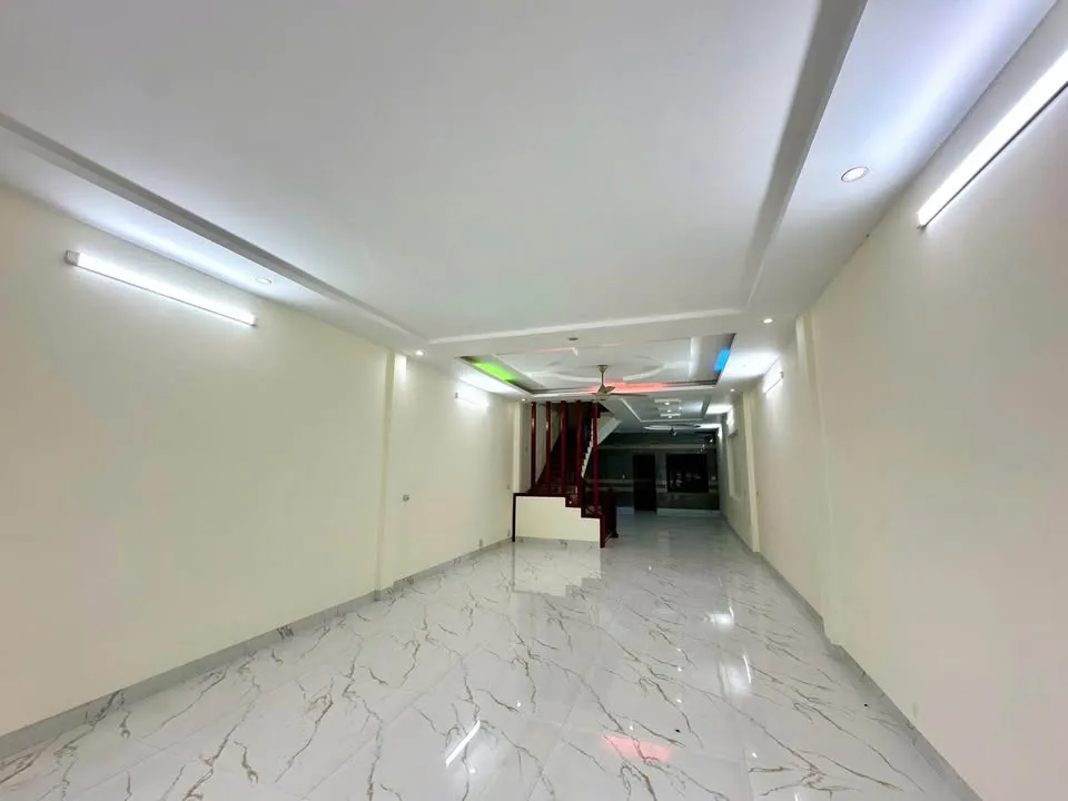 Bán nhà mặt đường đôi Đặng Việt Châu An Hưng - 5x20m, 3 tầng 1 tum, vỉa hè 7m