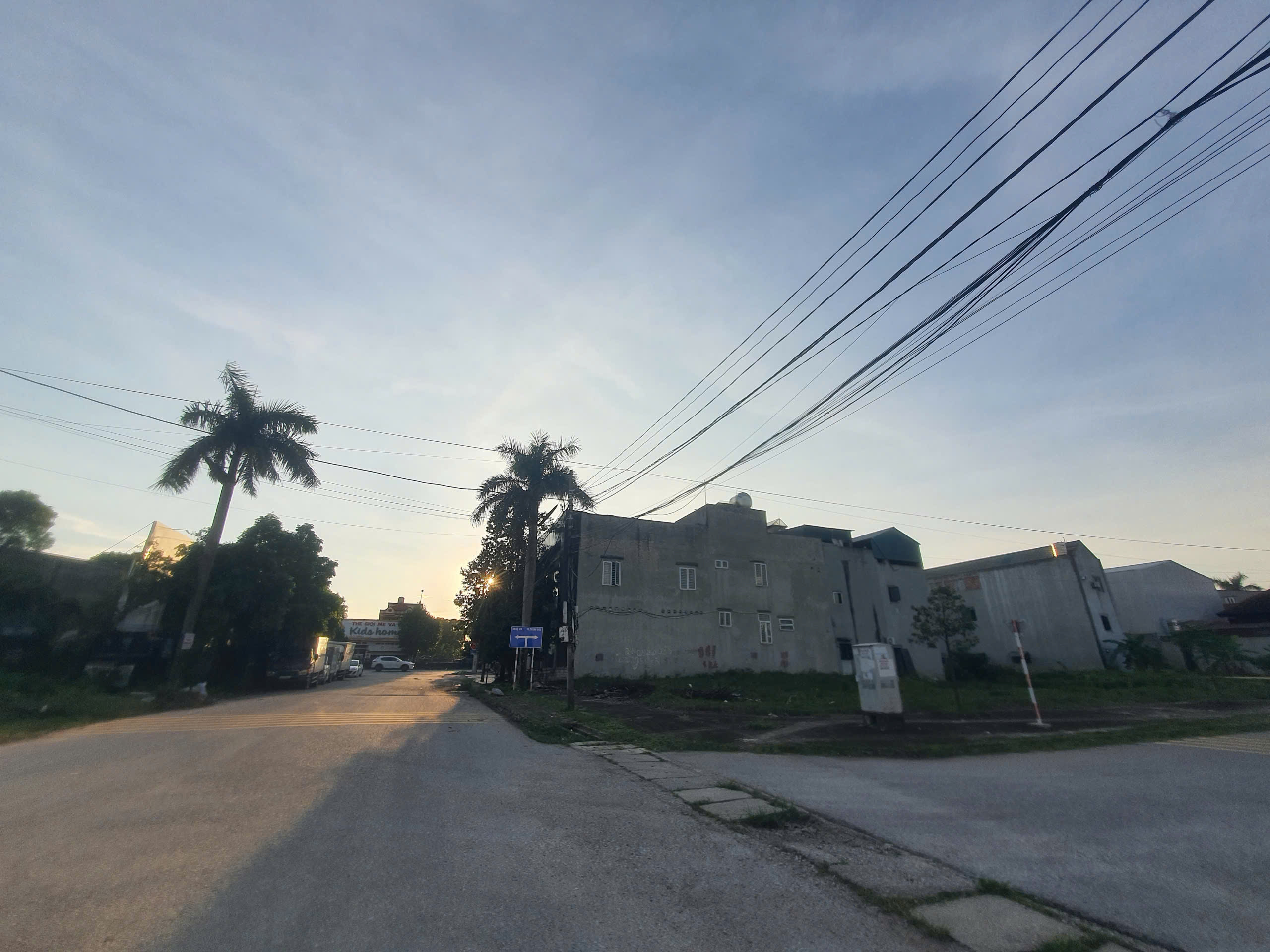 Bán lô đất đầu ve 2 mặt tiền mb 81 Tân Phong - sát quốc lộ 1a | 218,5m2 giá 5,46 tỷ