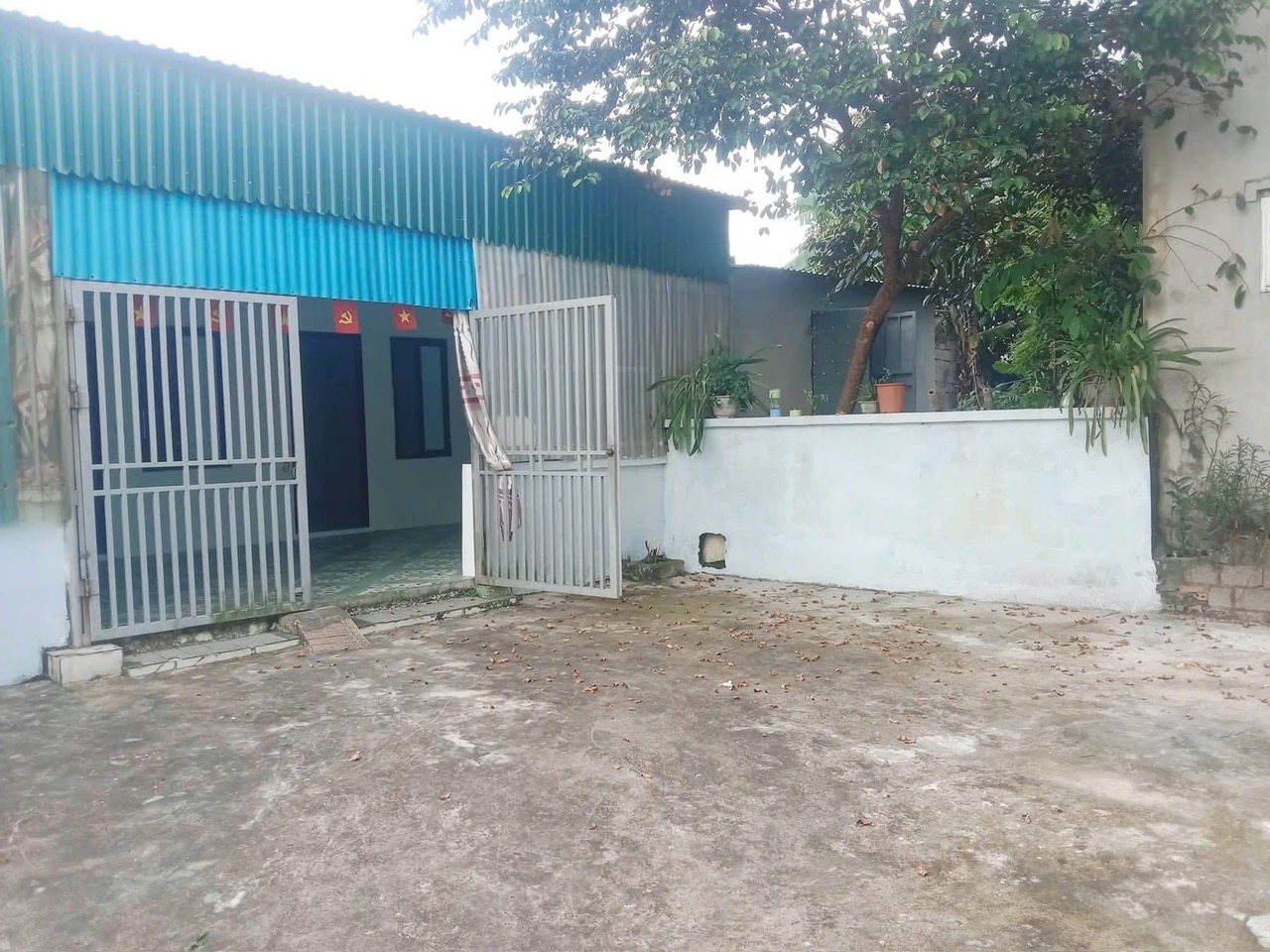 Bán đất tặng nhà mái bằng phường Quảng Đông, tp Thanh Hóa - 230m², mặt tiền 19m, ô tô vào tận sân