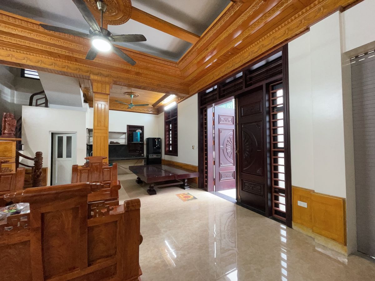 Nhà 3 tầng mặt phố Phan Huy Chú, 62m², mặt tiền 10m, đường 7,5m - sát trường mầm non Tân Sơn