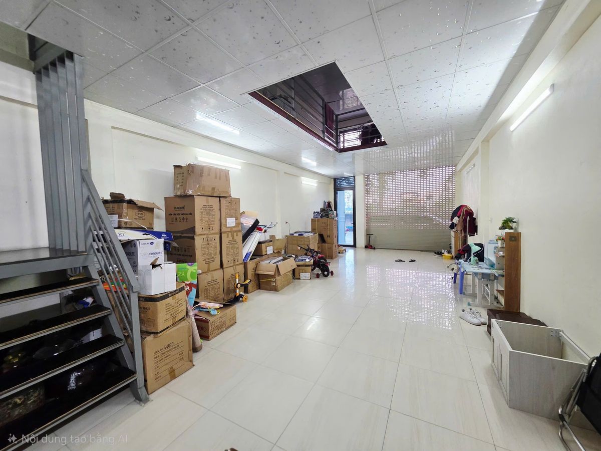 Nhà 2 tầng mbqh 1151 giáp Hồ Sen, 92,5m², đường 12m vỉa hè rộng - gần Aeon Mall