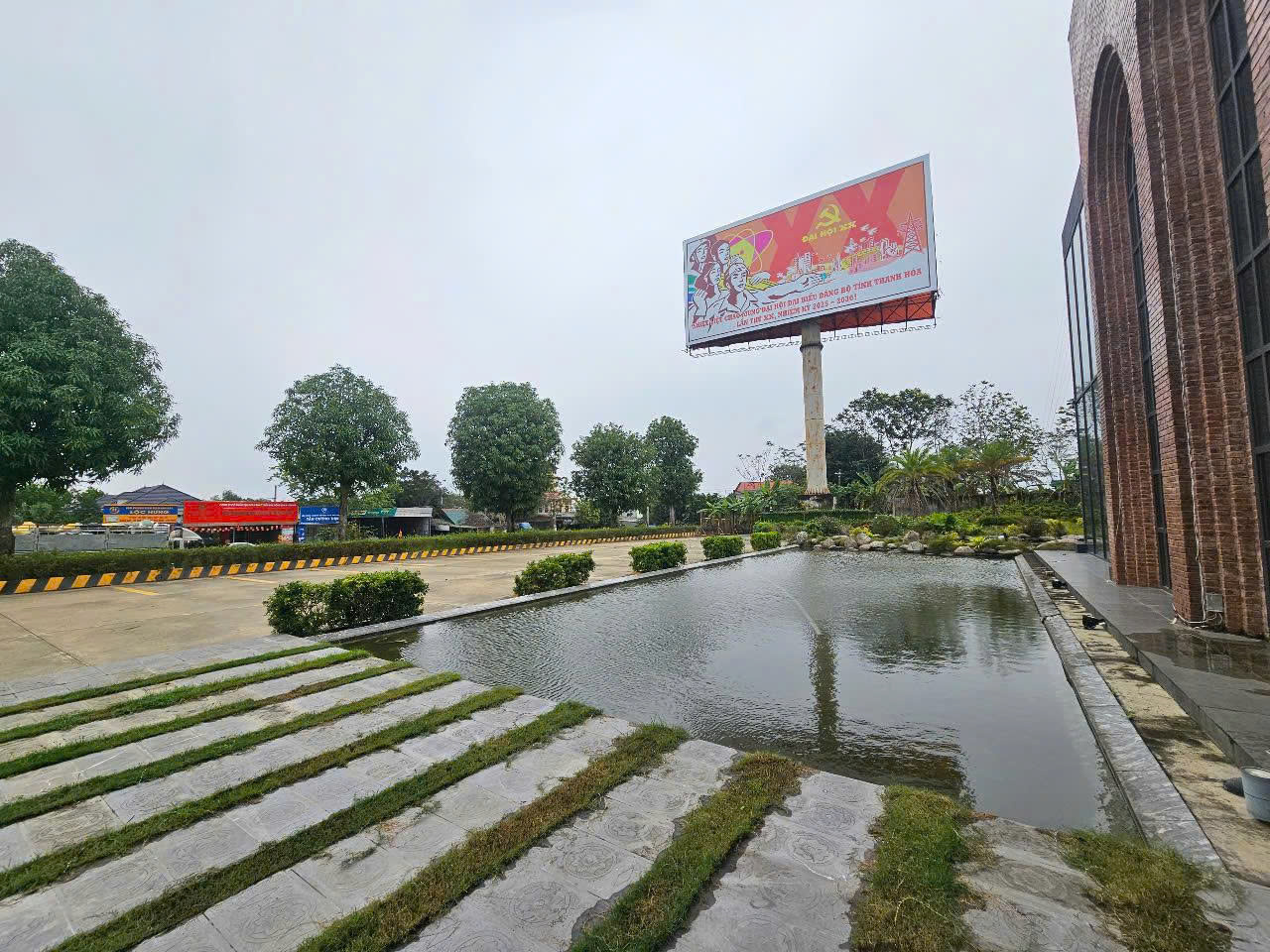 Chuyển nhượng trung tâm tổ chức sự kiện Kingplace Lam Sơn - Sao Vàng | khuôn viên 18.100m2, mặt tiền gần 200m, giá 52 tỷ