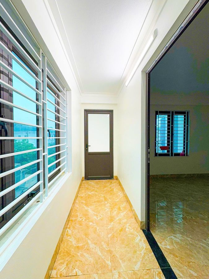 Nhà đầu ve 3 tầng kinh doanh Lê Lai | diện tích 94,3m2, xây cốt lệch, sử dụng gần 283m2