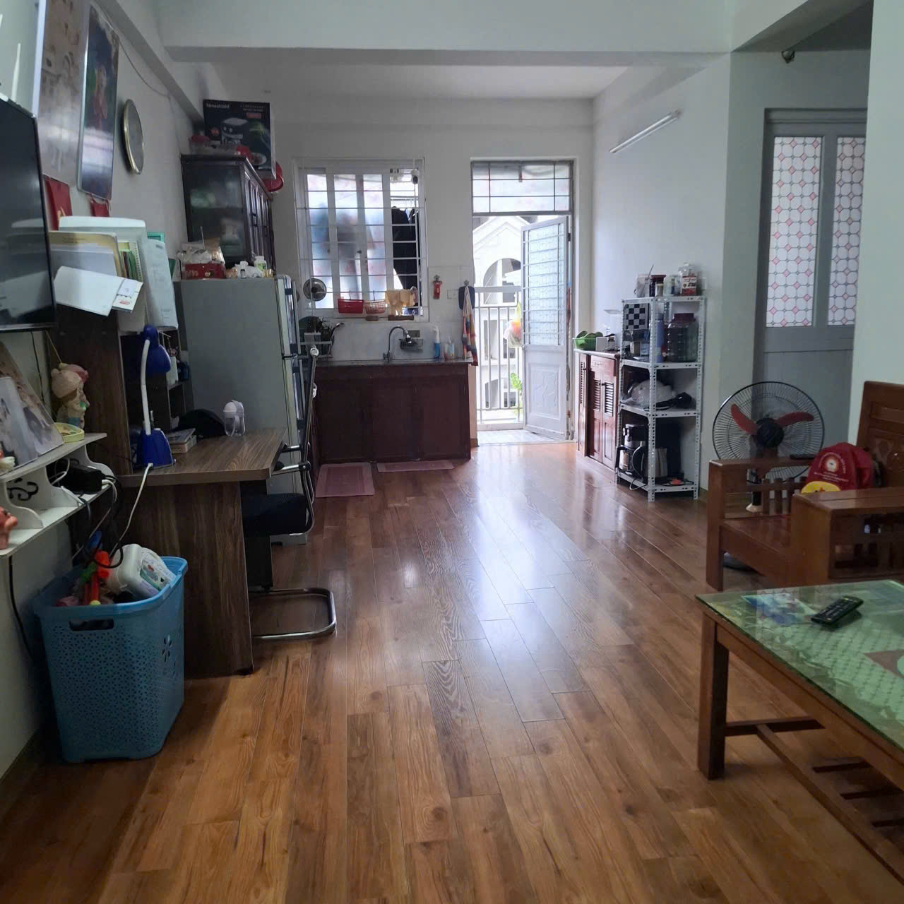 Bán căn hộ C5 Đông Vệ 52.61m2 2PN, sổ hồng, giá 990 triệu